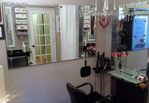 Aline's L'll Hair House Salon
